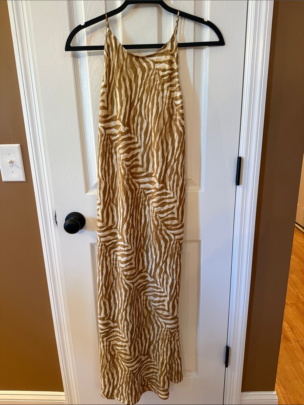 Banana Republic Tan and White Zebra-Print Maxi Slip Dress w/Criss Cross Back